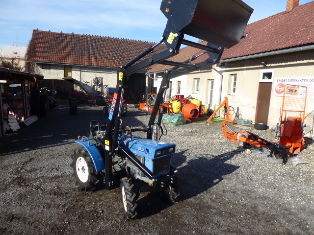 Iseki TX 1410 D , 4x4 s novým čelním nakladačem KP-001 (č.k. 003909)