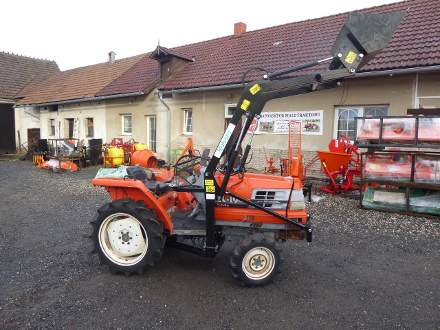Kubota GL 19  4×4 s novým čelním nakladačem KP-002 ( č.k. 32938)