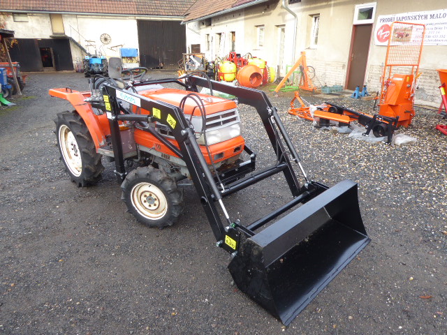 Kubota GL 19  4×4 s novým čelním nakladačem KP-002 ( č.k. 32938)