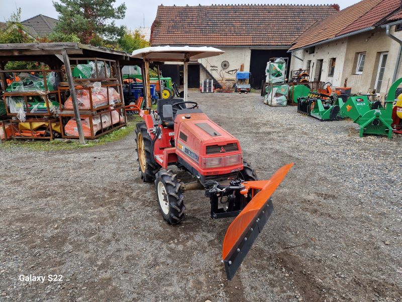 Mitsubishi MT 20 , 4x4 s čelní  hydraulickou radlicí TRX 1300 mm ( 130 cm) ( č.k. 08975)